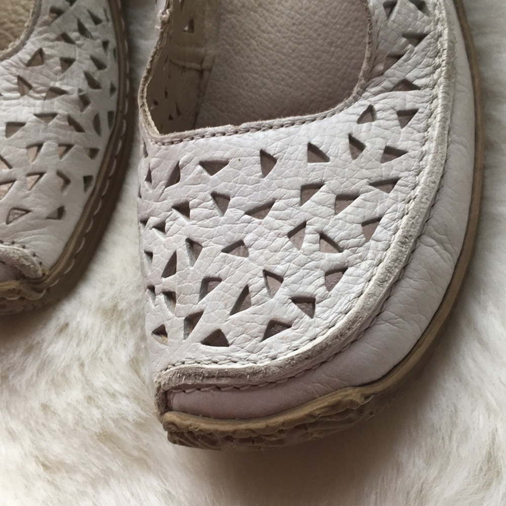 RIEKER SUPER CUTE WHITE MARY JANE STYLE WOMEN FLATS - Picture 2 of 8
